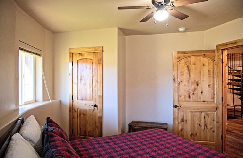 Turnerville House | Round House Serenity in Beautiful Star Valley