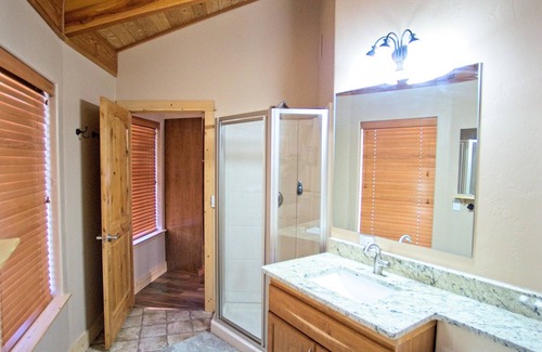 Turnerville House | Round House Serenity in Beautiful Star Valley