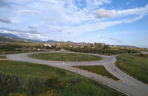 Nea Tirintha House | Roundabout apartment