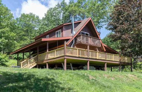 Stanley House | Roundhead_mountain_lodge