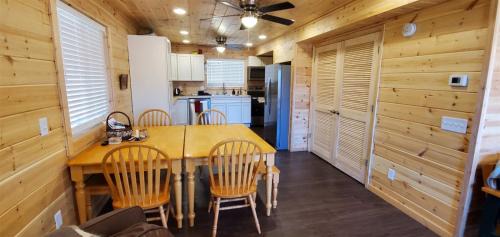 Stanley House | Roundhead_mountain_lodge