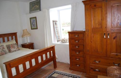 Roundstone House | Roundstone 134 Seans Cottage Inishnee