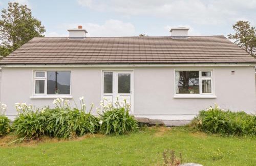 Inishnee House | Roundstone Bay View