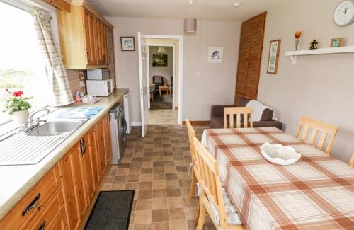 Inishnee House | Roundstone Bay View