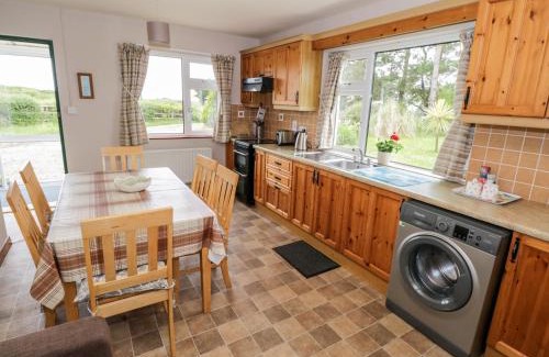 Inishnee House | Roundstone Bay View