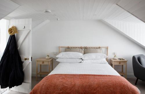 Roundstone House | Roundstone Quay House