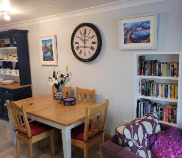 Roundstone House | Roundstone Retreats Old Bakery