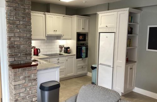 Roundstone Apartment | Roundstone Retreats Roundstone harbour lights