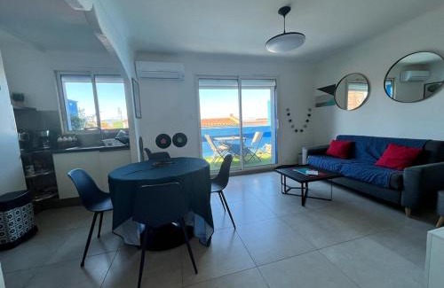 La Gare Apartment | Roussillon appart avec terrasse