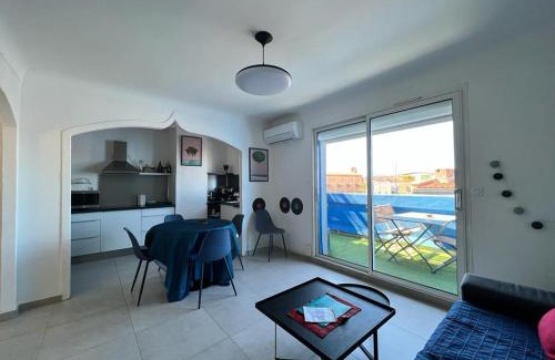 La Gare Apartment | Roussillon appart avec terrasse