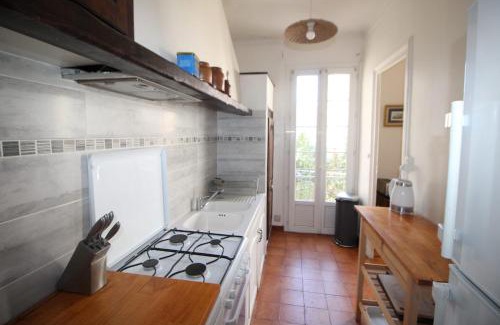Quartier Administrations Apartment | Roussy Nîmes Romaine