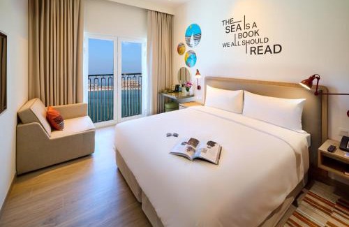 Ras Al Khaimah Hotel | Rove Al Marjan Island