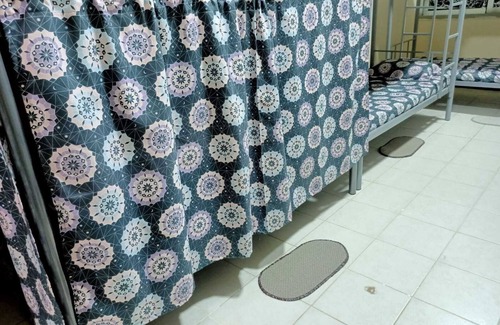 Naif Bed & Breakfast | Rovers Boys Hostel Bed Space in Deira Near Gold Souq Metro Station