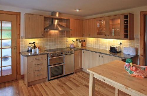 Aviemore House | Rowan Cottage