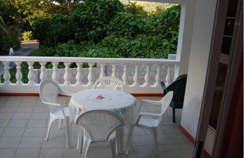 Beau Vallon House | Rowsvilla Guest House