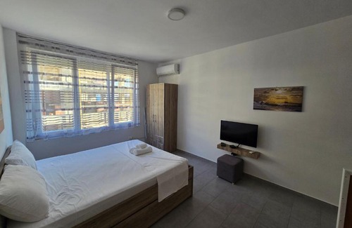 Shengjin Apartment | Roxhensi 2