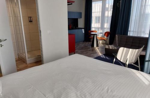 Sint-Lambrechts-Woluwe Hotel | ROXI The Urban Residence Brussels