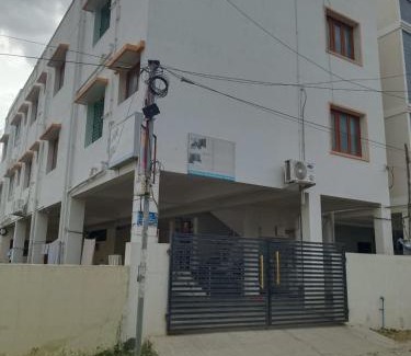 Madurai Apartment | Royal 2 Bed Room Apartment -Opp Mattuthavai Bus stand Madurai