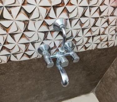 Madurai Apartment | Royal 2 Bed Room Apartment -Opp Mattuthavai Bus stand Madurai