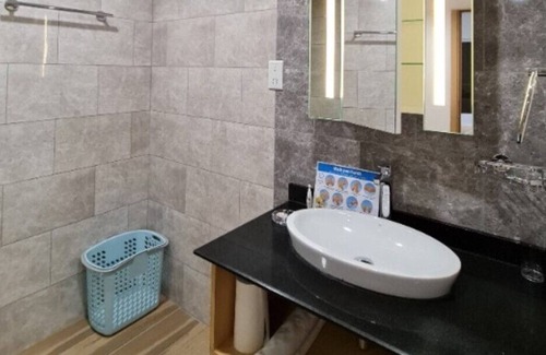 Anse Royale Apartment | Royal 2 Bedroom Executive suite