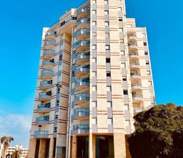 Netanya Apartment | Royal Aparatment on the Sea , Blvd Nitza 34