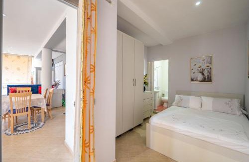 Qender Apartment | Royal Apartment