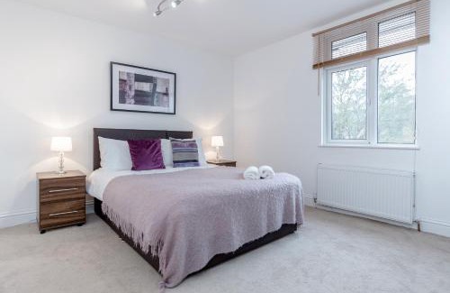 Yiewsley Apartment | Royal Apartments - Heathrow
