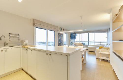 Ostend City Centre Apartment | Royal Ascot III 11-04