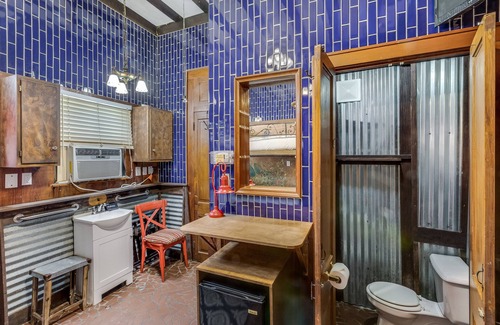 French Quarter House | Royal Barracks Guest House