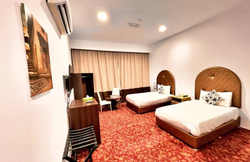 Shinas Hotel | Royal Beach Hotel