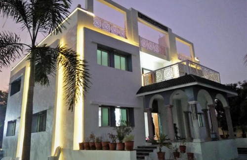 Matar Resort | Royal Club & Resort