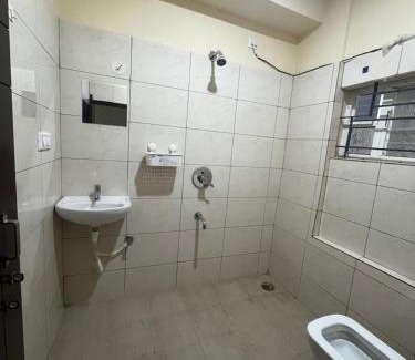 Devanahalli Hotel | Royal Comforts Budigere