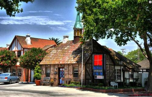 Solvang Hotel | Royal Copenhagen Inn