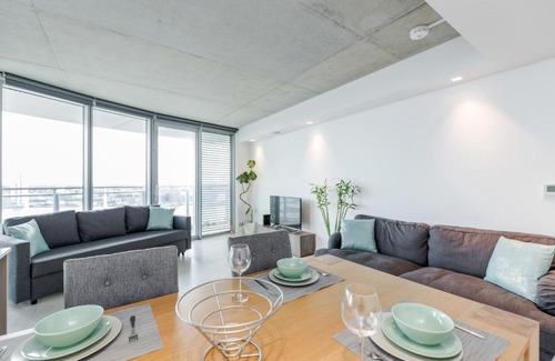 Docklands Apartment | Royal Docks Penthouse