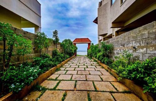 Muttukadu Apartment | Royal Experiences Buddha Sea View Villa, Mutukadu Beach ECR Chennai