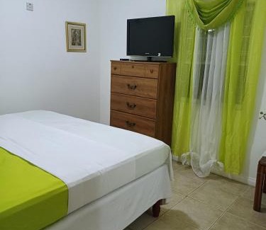 New Kingston Apartment | Royal Exquisite Deluxe