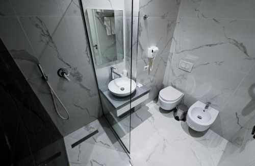 Golem Hotel | Royal G Max
