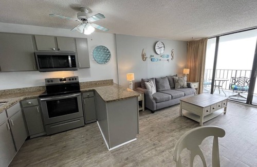 Garden City Condo | Royal Garden Resort 605 - Oceanfront in Garden City Beach