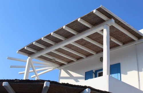 Kalafatis Condo | Royal Gem by Mykonos (Super Clean Pool Maisonette)