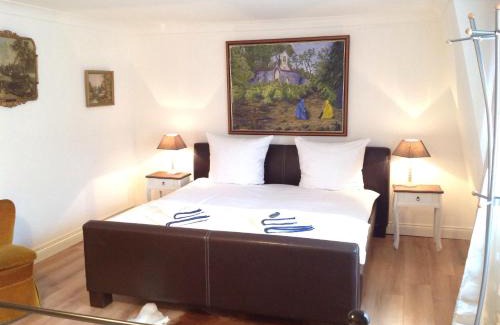 Dulken Bed & Breakfast | Royal Guest House