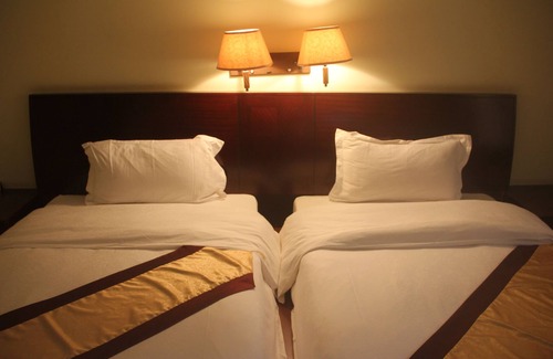 Luang Namtha Hotel | Royal Hotel Luang Namtha ' Huang Ching'