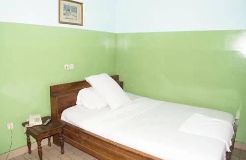 Lome Hotel | Royal hotel
