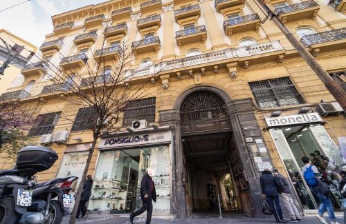 Naples City Centre House | Royal House Napoli Centro, by ClaPa Group