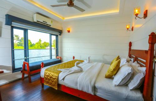 Alappuzha Boat Rental | Royal Houseboats