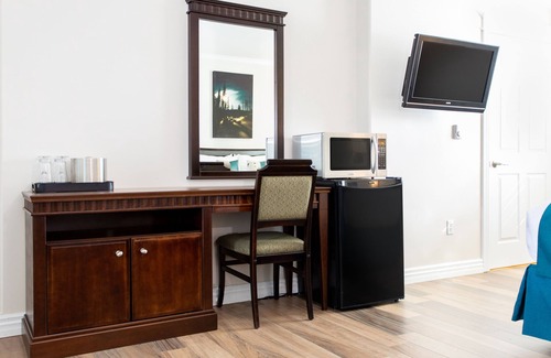 Happy Valley - Goose Bay Hotel | Royal Inn & Suites