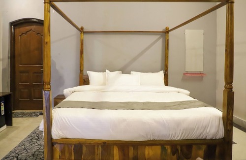 Tala Hotel | Royal Jungle Kothi