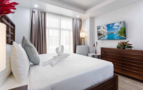 San Pedro Resort | Royal Kahal Beach Resort