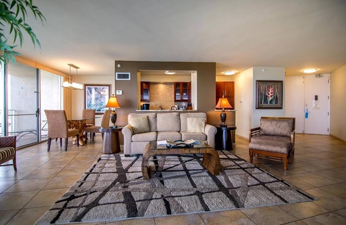 Kahana Condo | Royal Kahana Maui 1110 Oceanfront 2.