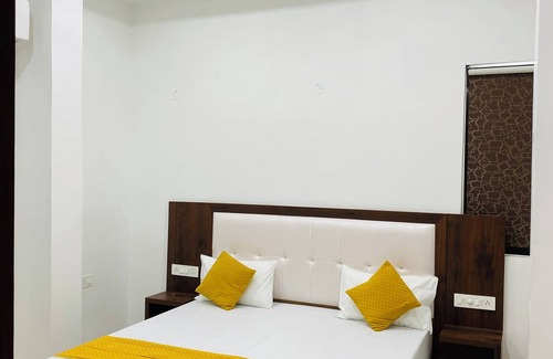 Bathinda Hotel | Royal King Hotel