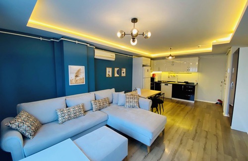Konyaalti Apartment | Royal Loft Suit